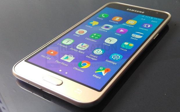 Samsung Galaxy J3 Le problème de TouchWiz Home a cessé de fonctionner