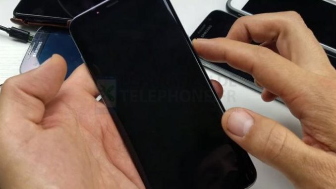 Comment dépanner un Samsung Galaxy S8 dont l'écran est noir et qui ne s'allume pas ?